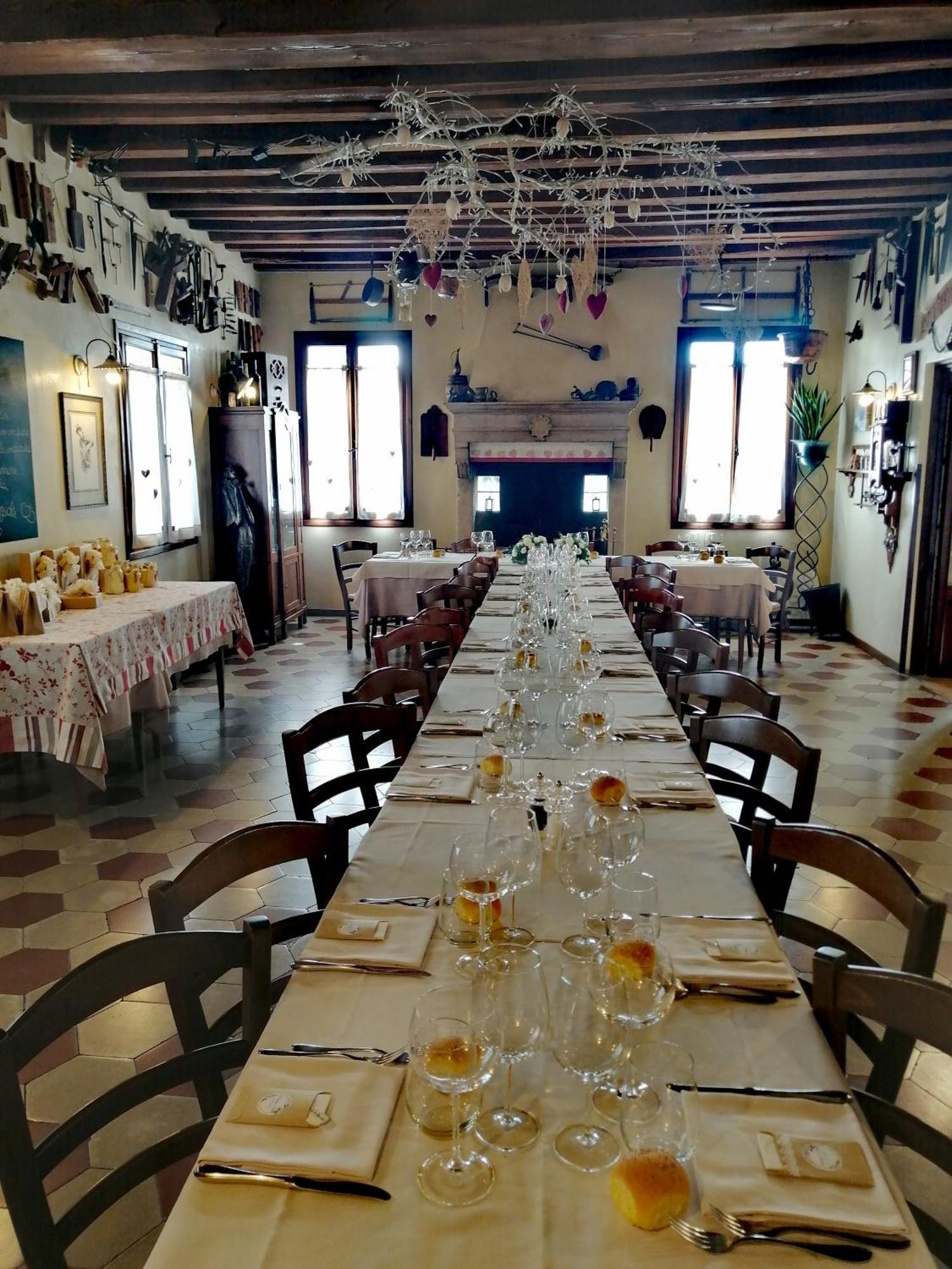 Locanda Alla Posta Cavaso Del Tomba Exterior photo